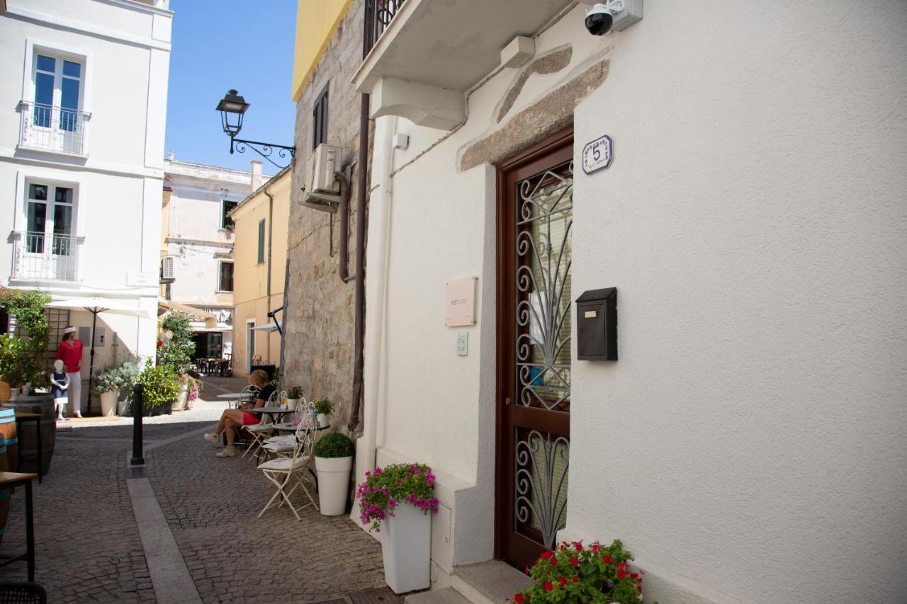 Reef Suites Olbia Ngoại thất bức ảnh