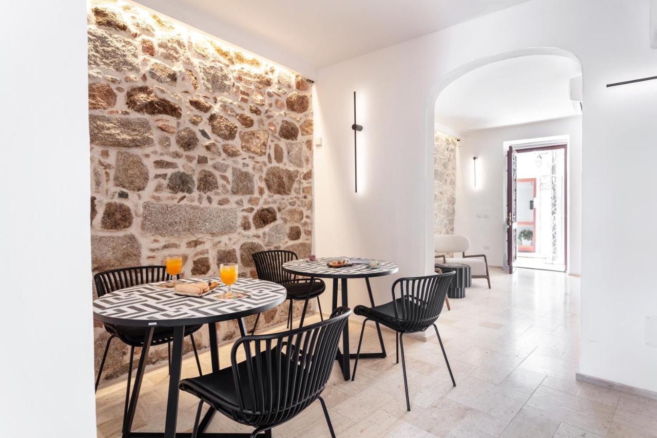 Reef Suites Olbia Ngoại thất bức ảnh